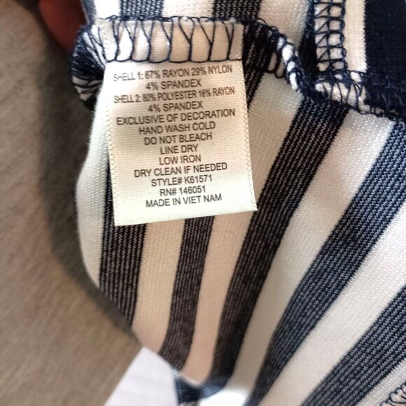 Monteau Girls Blazer Hoodie NWT Size L 2-in-1 Striped Stretch Back to School - Picture 2 of 7